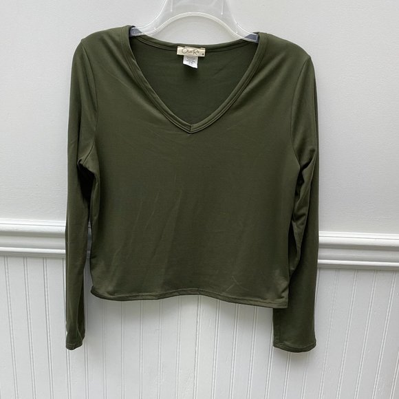 Olivia Rae Green Crop top size Large - Picture 6 of 9
